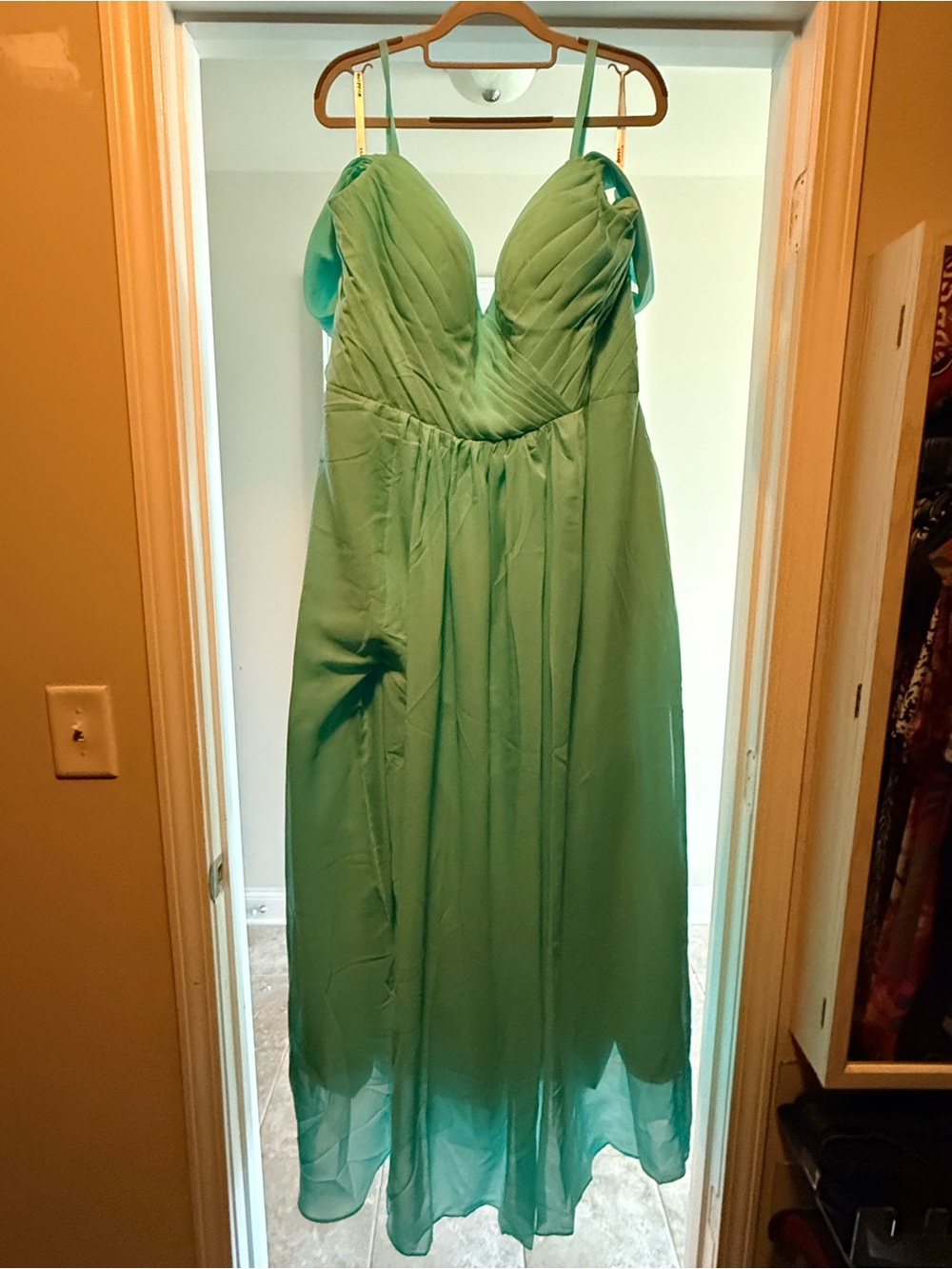 Elegant Teal Spaghetti-Strap Chiffon Dress